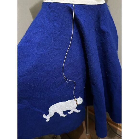 Vintage Handmade Womens Blue Felt Poodle Cat Skirt and Vest Set Retro Sz Medium - Picture 6 of 15